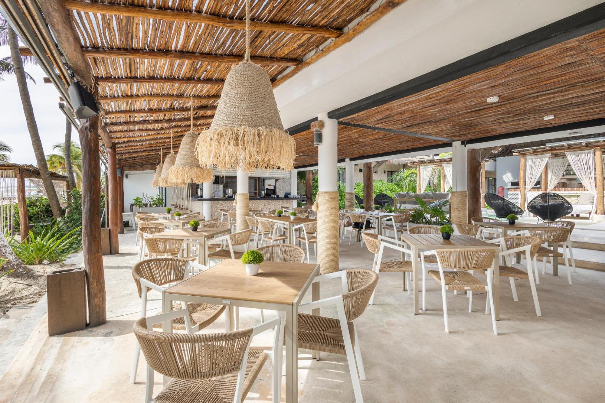Areia Playa Del Carmen - Beach Front Hotel Eksteriør billede